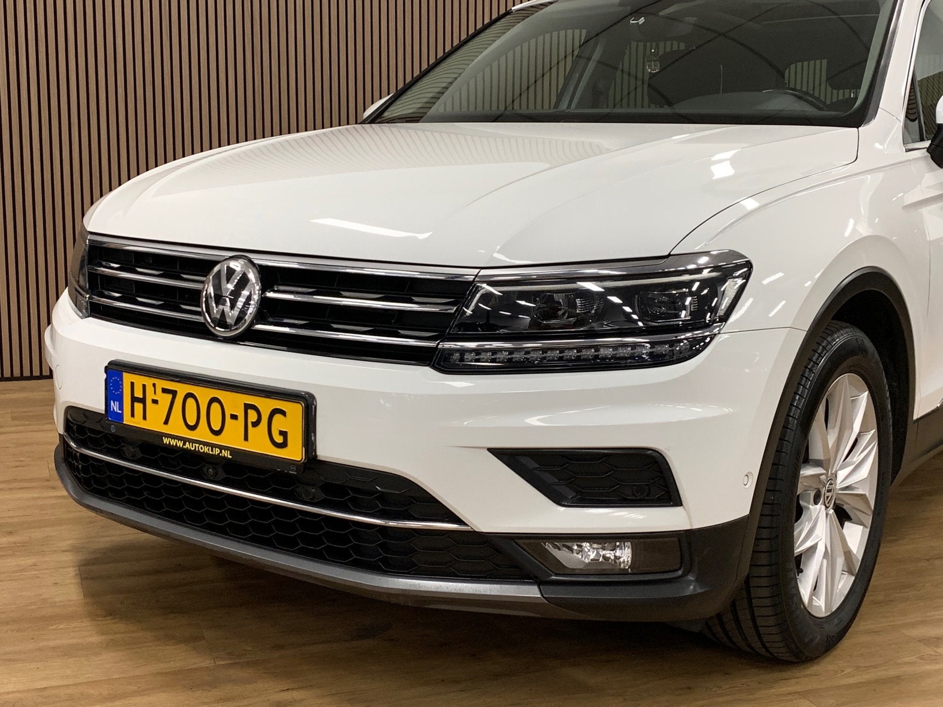 Volkswagen Tiguan 1.5 TSI ACT Highline Business R|Automaat|O, Auto's, Dealer onderhouden, 15 km/l, 4 cilinders, 150 pk