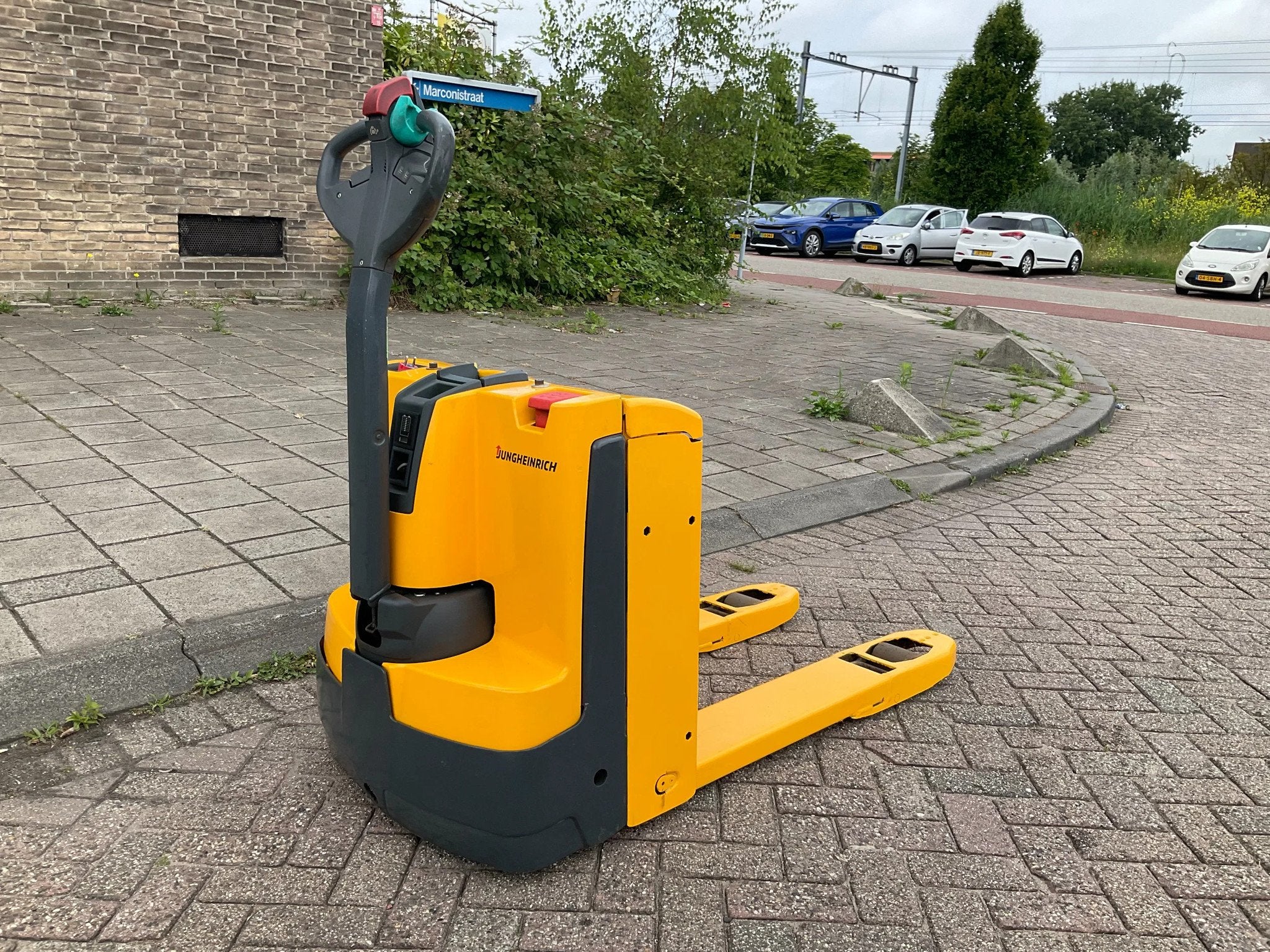 Jungheinrich EJE116 1600KG BREDE PALLETWAGEN / HEFTRUCK, Zakelijke goederen, Machines en Bouw | Heftrucks en Intern transport