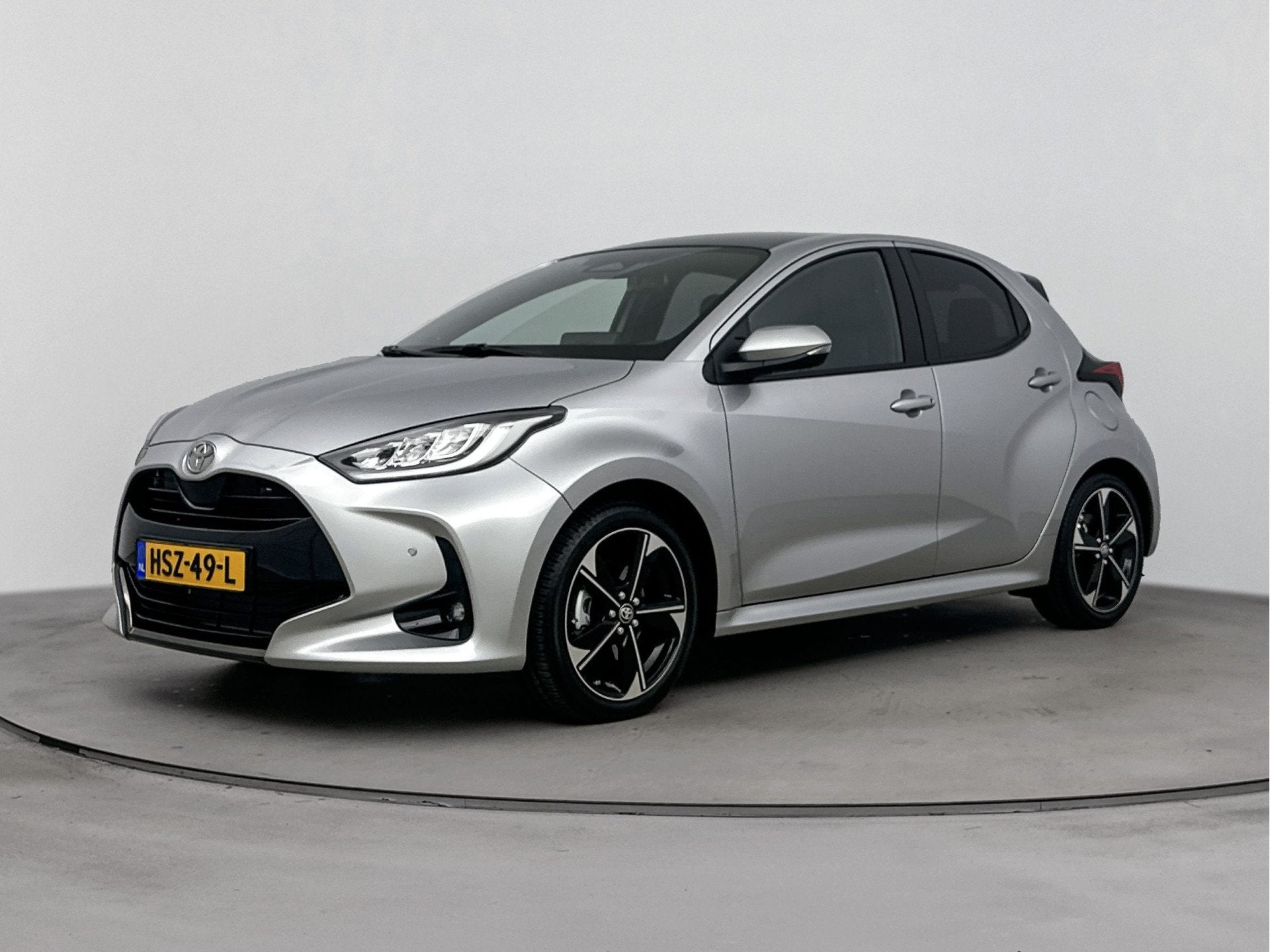 Toyota Yaris 1.5 Hybrid 130 Executive *DEMO* | Apple Carplay, Auto's, 12 maanden, 450 kg, Hybride Elektrisch/Benzine, 3 cilinders