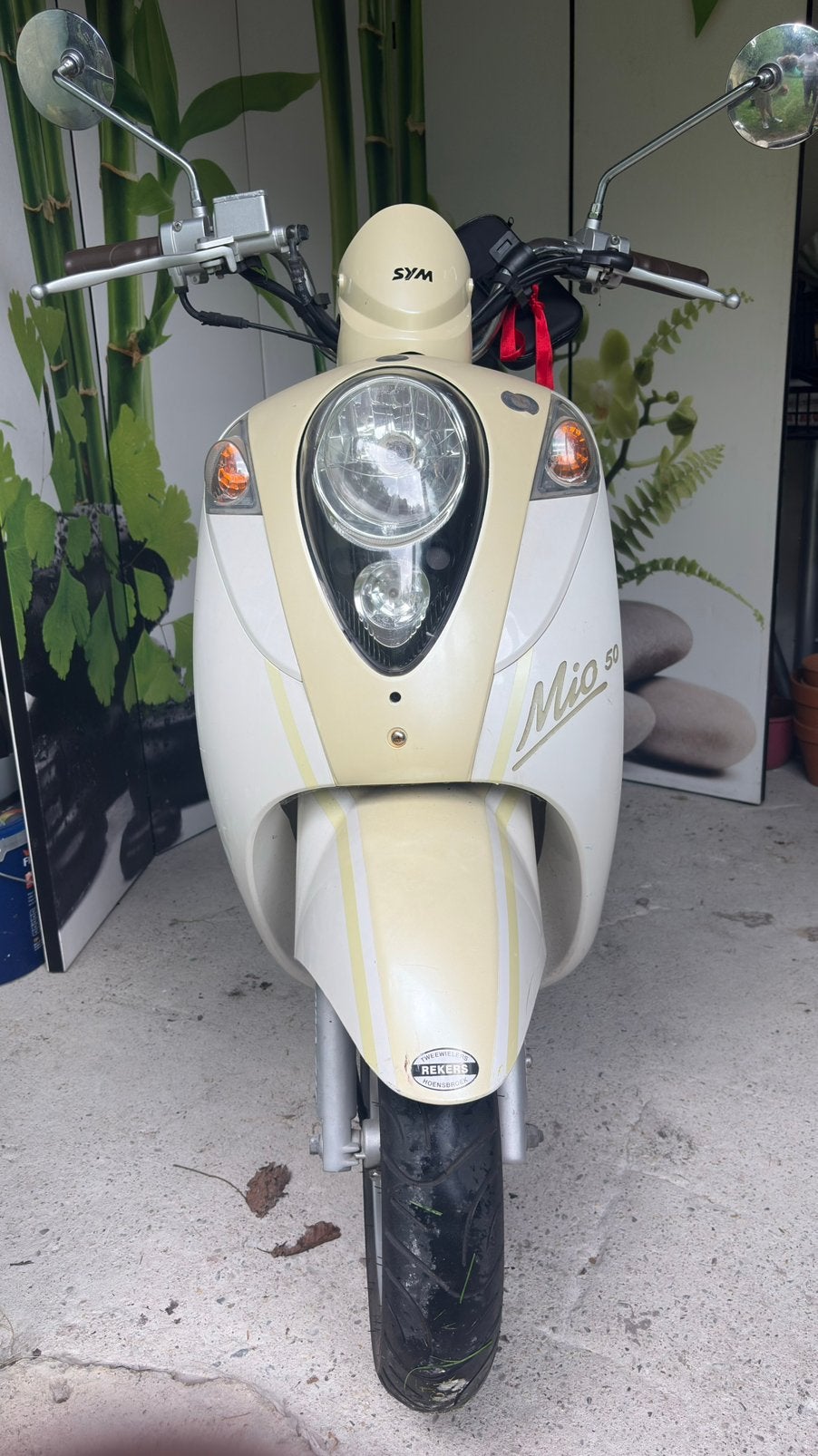 Sym Mio snorfiets, Fietsen en Brommers, Gebruikt, 49 cc, Benzine, Maximaal 25 km/u