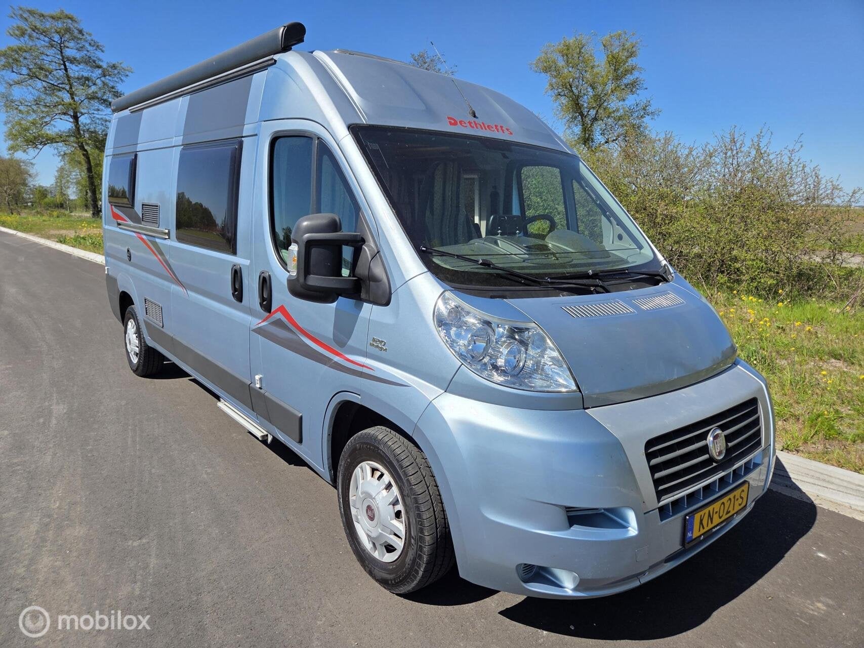 Buscamper Dethleffs Possl 2win 2009 ☆Airco, Solar Euro4☆, Caravans en Kamperen, Buscamper of Camperbus, 6 tot 7 meter, Bedrijf