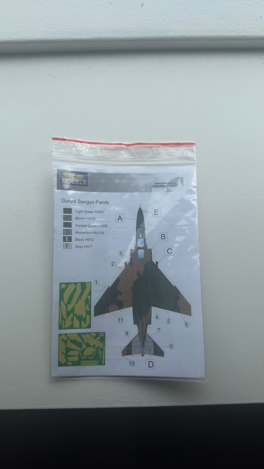 Diverse cockpit setjes, piloten, mask etc, Ophalen of Verzenden, Nieuw, 1:72 tot 1:144, Overige merken