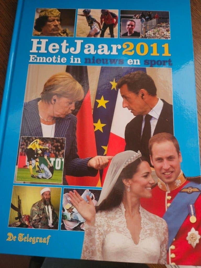 Het jaar 2011: Emotie in nieuws en sport, Ophalen of Verzenden, Zo goed als nieuw, Krant