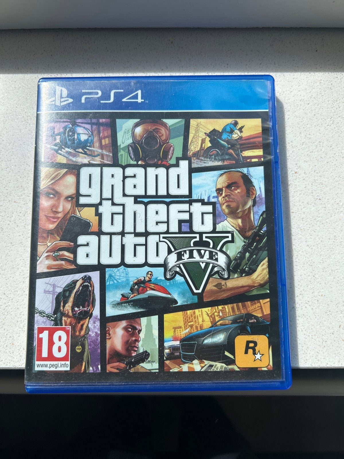 Grand Theft Auto V (GTA 5) voor PlayStation 4, Spelcomputers en Games, Games | Sony PlayStation 4, Avontuur en Actie, Online, Vanaf 18 jaar