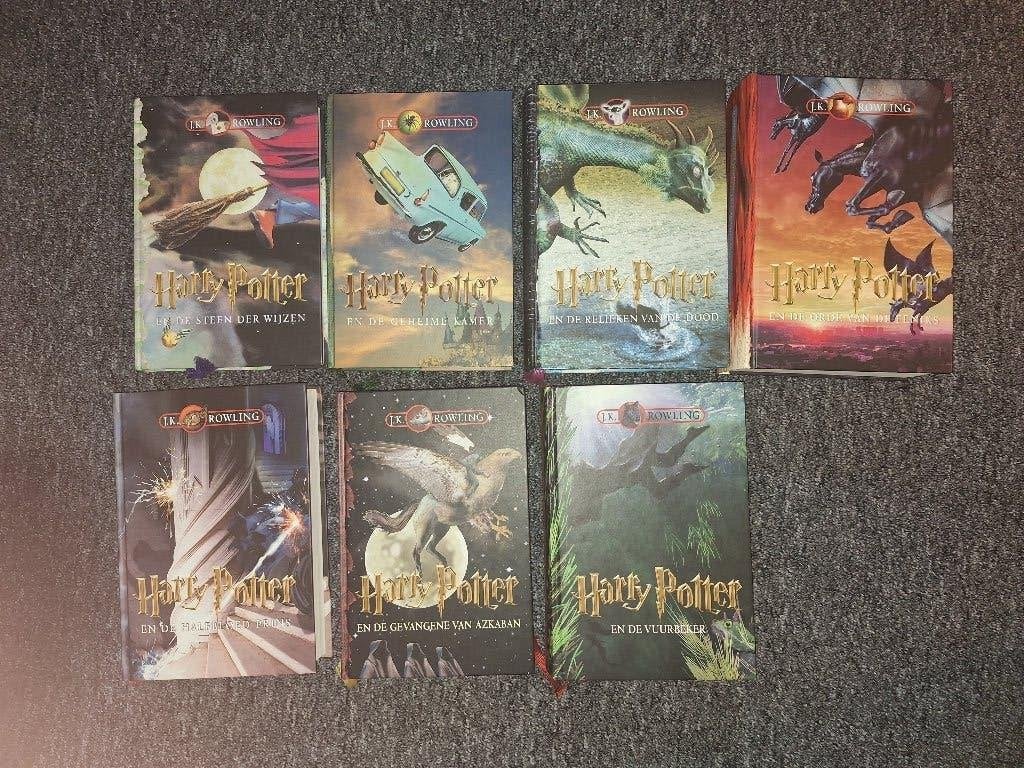 Harry Potter Boeken complete serie J K Rowling Harde kaft, Boeken, Ophalen of Verzenden, Zo goed als nieuw, J.K. Rowling