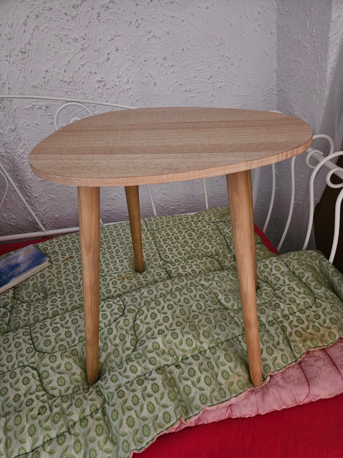 Xenos bijzettafeltje, Huis en Inrichting, Minder dan 55 cm, Zo goed als nieuw, Tijdloos, Ovaal