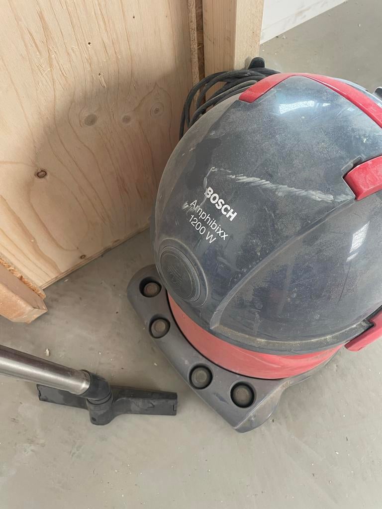 Bosch Amphibixx 1200W Waterstofzuiger - Gebruikt, Witgoed en Apparatuur, Stofzuigers, Ophalen, Gebruikt, Waterstofzuiger, Minder dan 1200 watt