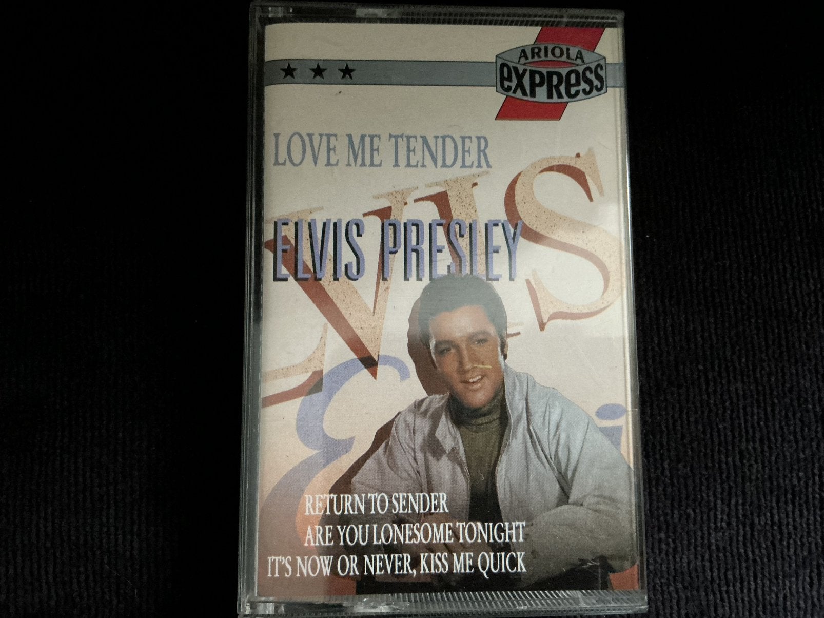 Elvis Presley, Love Me tender cassettebandje, Cd's en Dvd's, Cassettebandjes, Ophalen of Verzenden, Zo goed als nieuw, 1 bandje