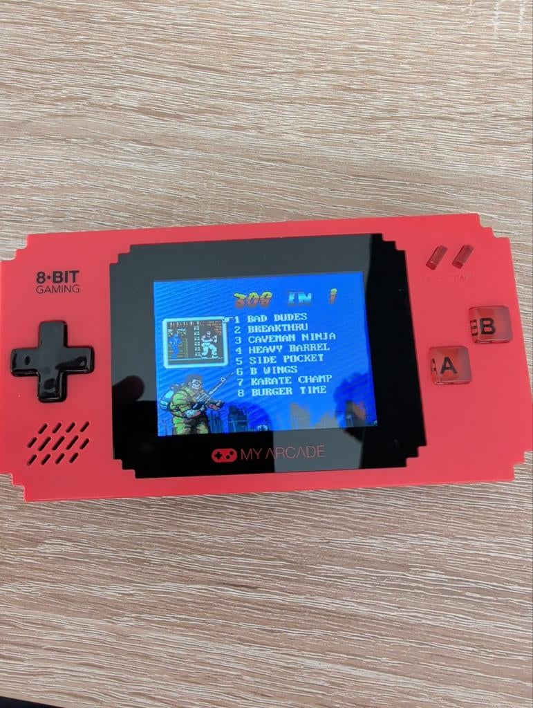 8-Bit Gaming My Arcade Handheld Console - Rood, Spelcomputers en Games, Ophalen of Verzenden, Overige merken, Gebruikt