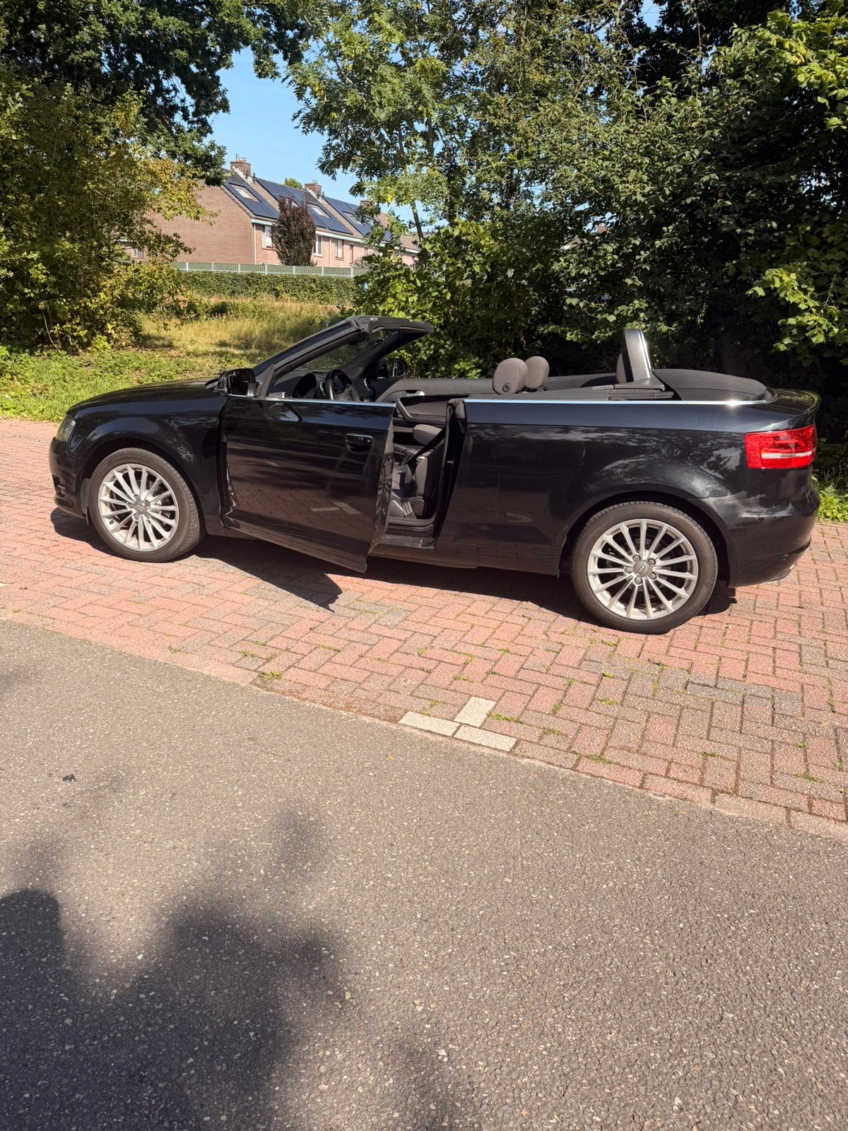 Audi A3, Voorwielaandrijving, 4 cilinders, Cabriolet, 4 stoelen