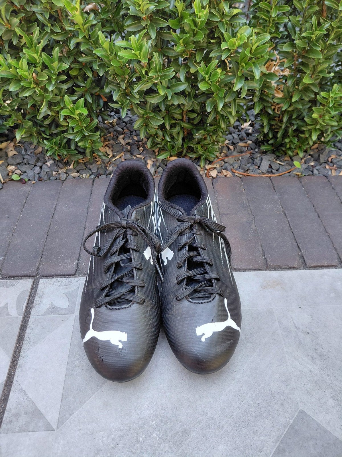 Puma voetbalschoenen maat 41 - Zwart/Wit, Ophalen of Verzenden, Gebruikt, Schoenen