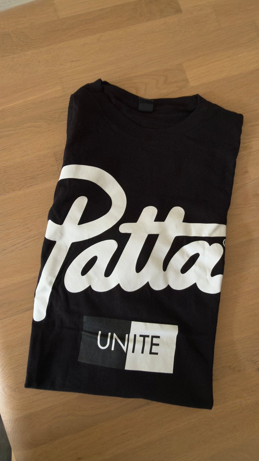 Patta Unite t-shirt | M, Ophalen of Verzenden, Zo goed als nieuw, Maat 48/50 (M), Zwart