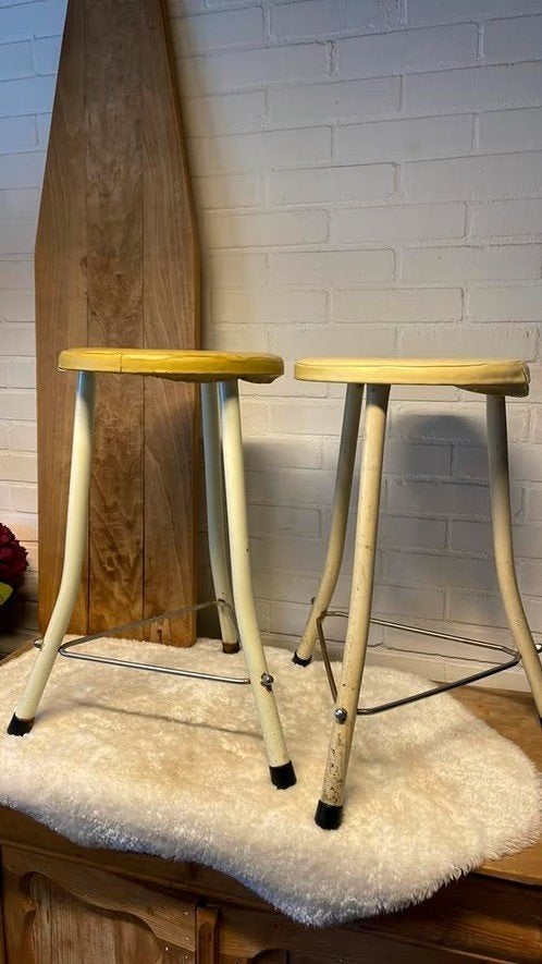 Twee Brabantia krukjes met gele zitting, retro, Ophalen of Verzenden, Huis en Inrichting
