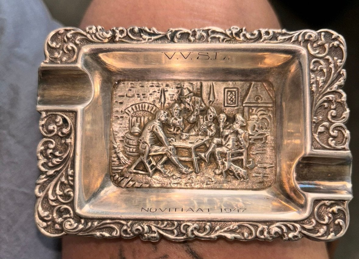 Zilver asbak Noviaat 1947, Antiek en Kunst, Antiek | Goud en Zilver, Ophalen of Verzenden, Zilver