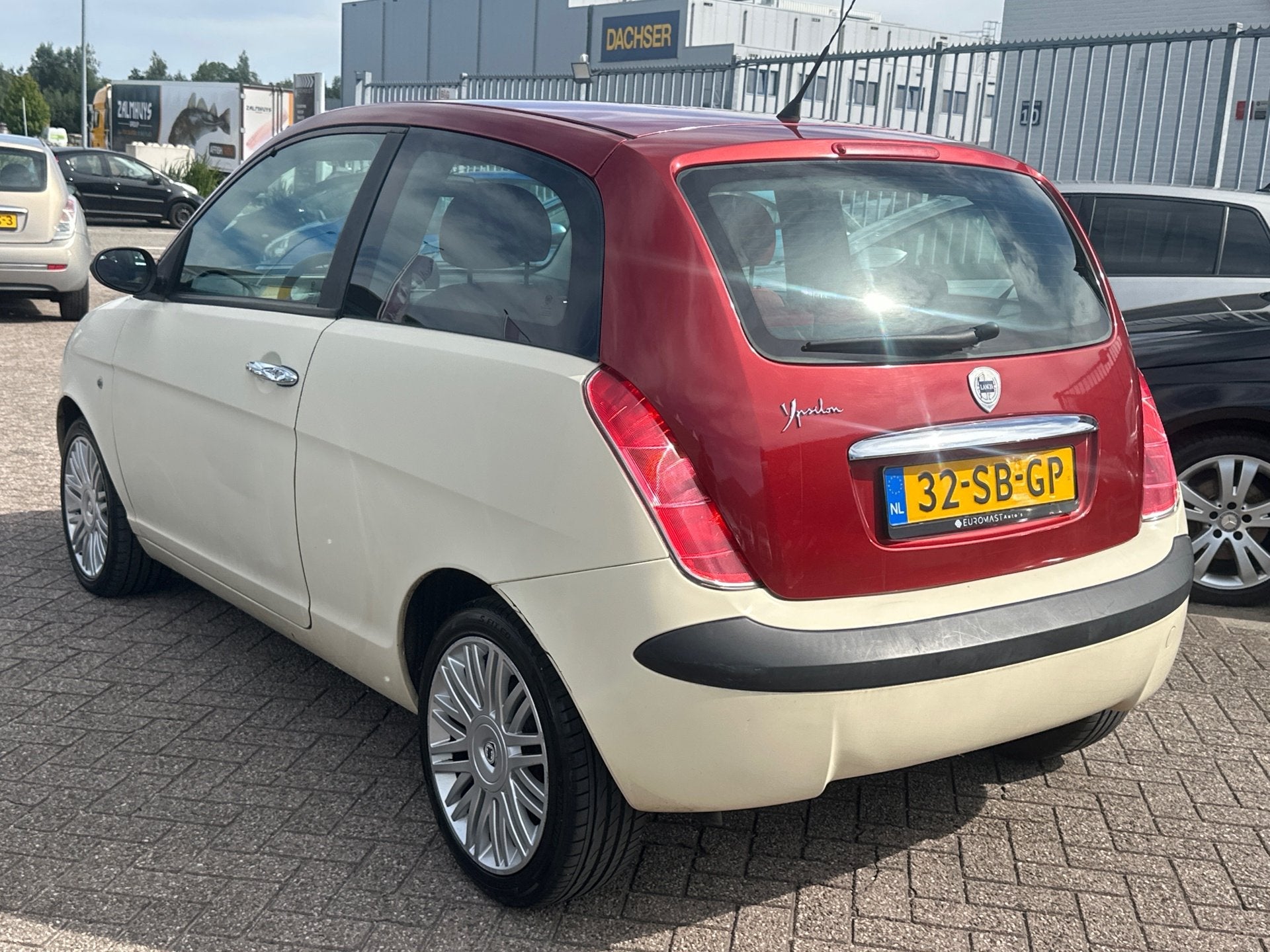 Lancia Ypsilon 1.4-16V Platino Airco | Apk 11-2026, Auto's, Lancia, Voorwielaandrijving, 15 km/l, 400 kg, Wit