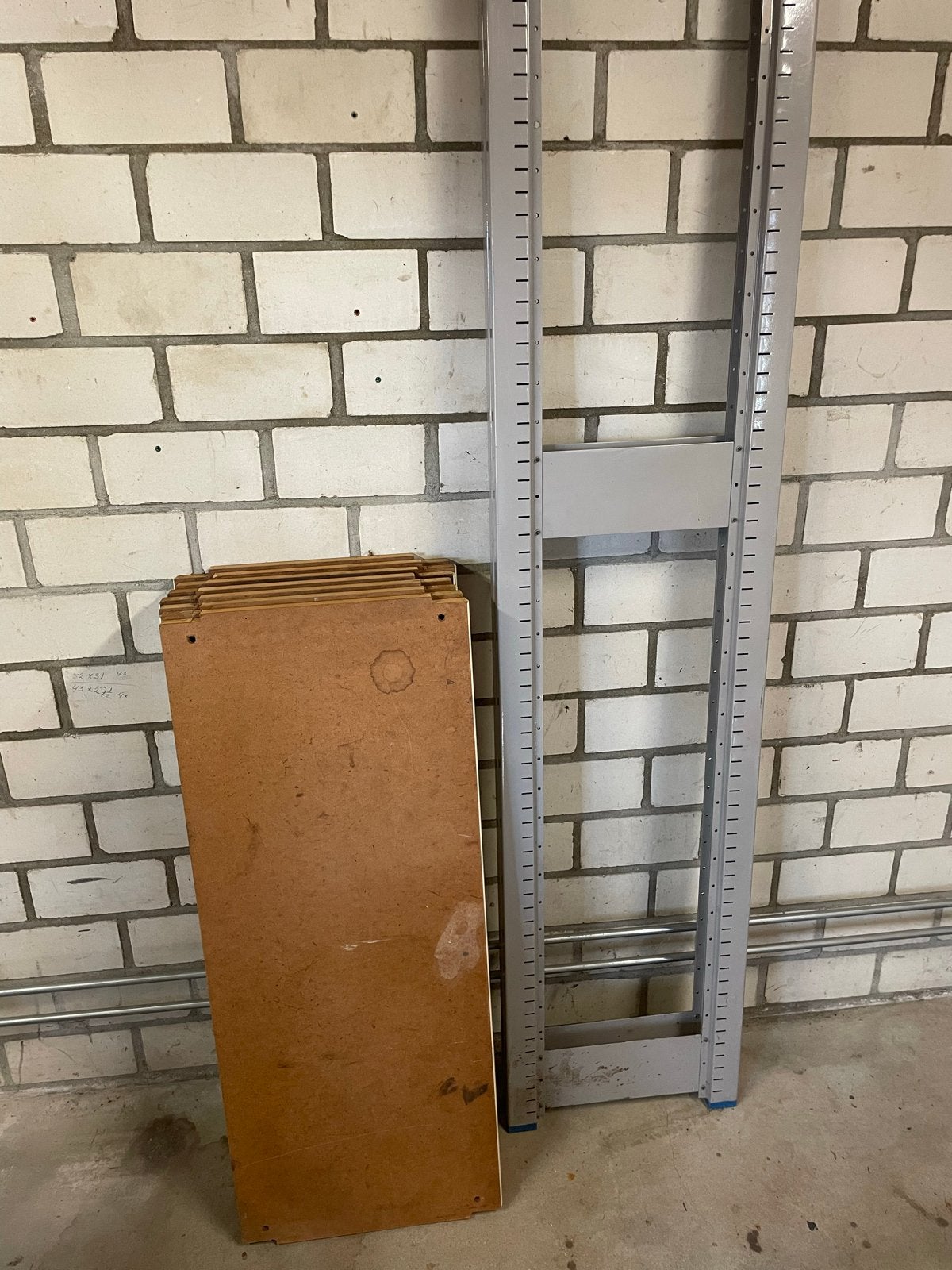 Opbergrek met 7 dragers (H 200 CM, B 100 CM), Ophalen, Gebruikt