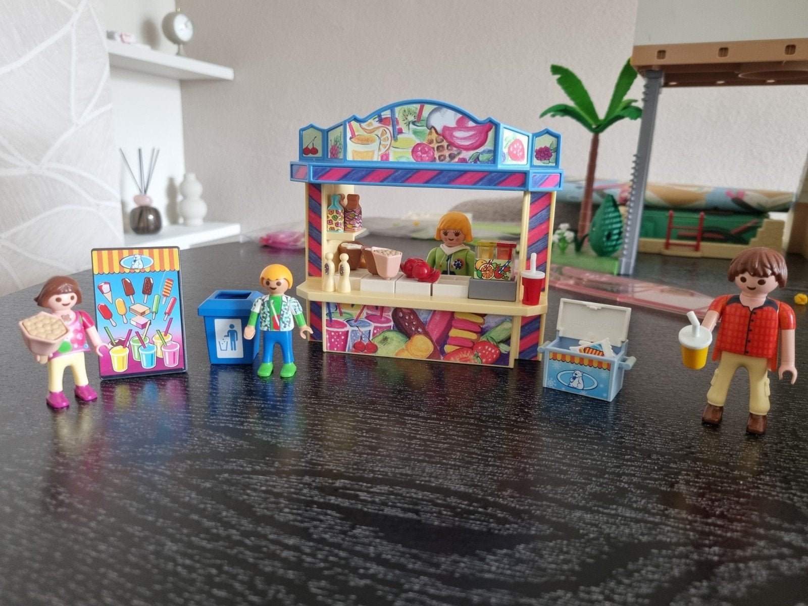 Playmobil 5555 Snoepkraam met figuren en accessoires, Overige typen, Zo goed als nieuw, Family fun, Ophalen of Verzenden