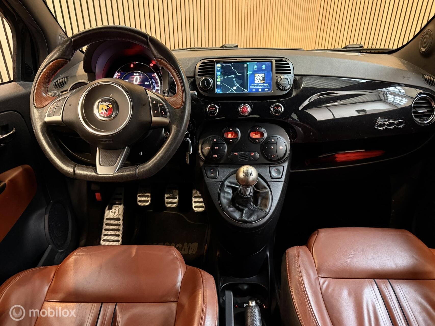 Fiat 500 1.4 T-Jet Abarth 595 Turismo 160pk CARPLAY INTERSCP, Auto's, Voorwielaandrijving, Euro 6, 4 cilinders, Zwart