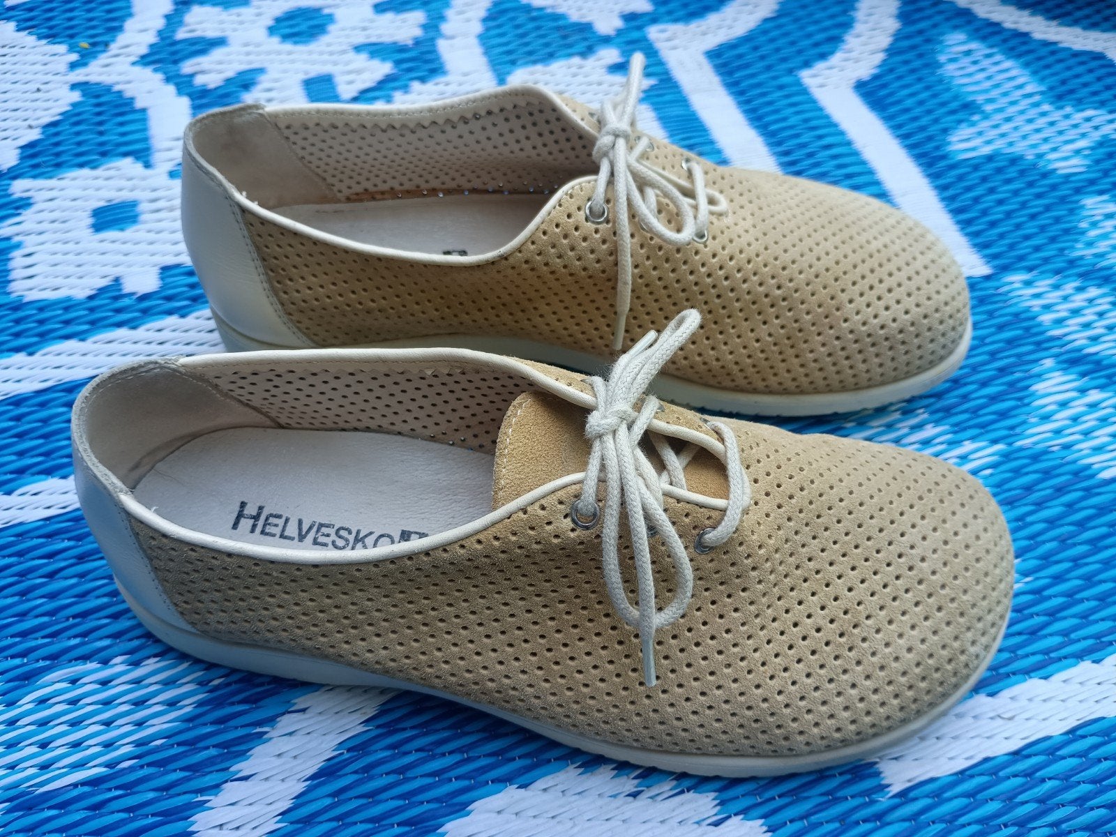 Helvesko leren luchtige zomerschoenen maat 39, Ophalen of Verzenden, Zo goed als nieuw, Beige, Sandalen of Muiltjes