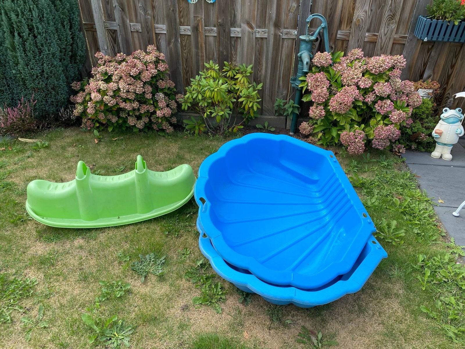 Zandbak schelp en wip voor kinderen, Kinderen en Baby's, Speelgoed | Buiten | Zandbakken, Ophalen, Gebruikt