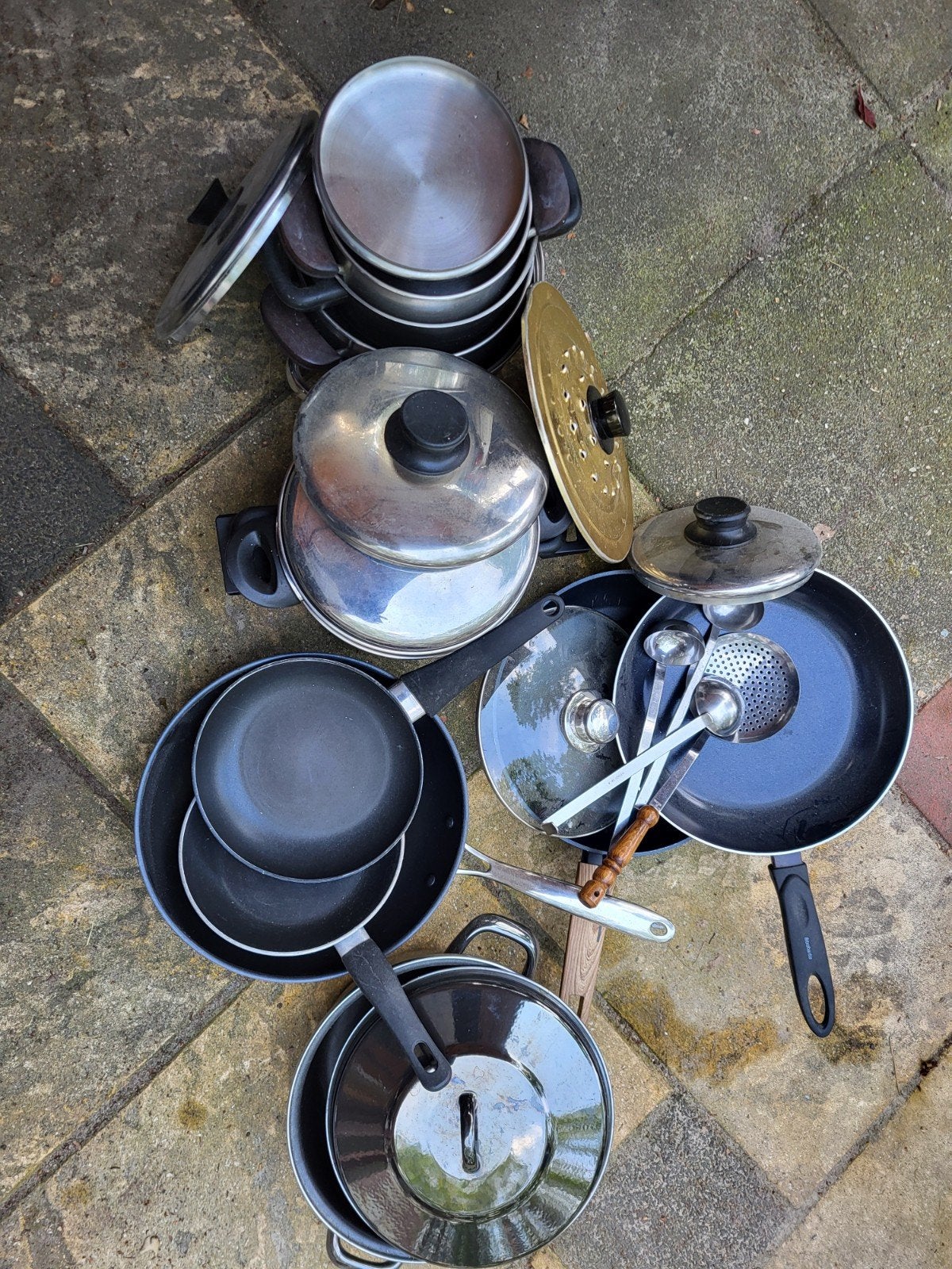 diverse kookpotten en bak/braadpannen, Ophalen, Gebruikt, Rvs, Pannenset