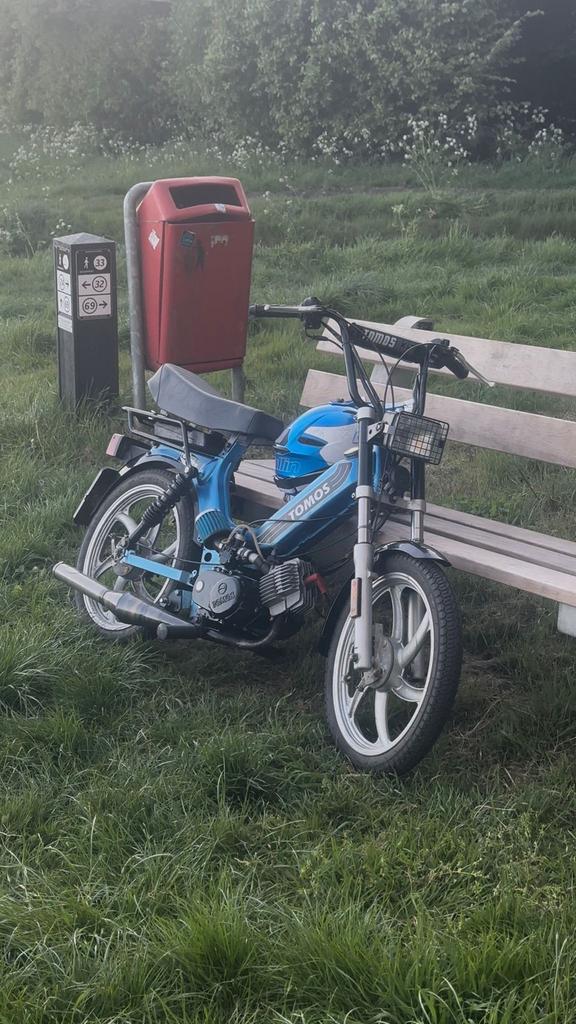 Mooie Blauwe Tomos 70cc gele plaat, Fietsen en Brommers, Brommers | Tomos, Ophalen, Zo goed als nieuw, Standard