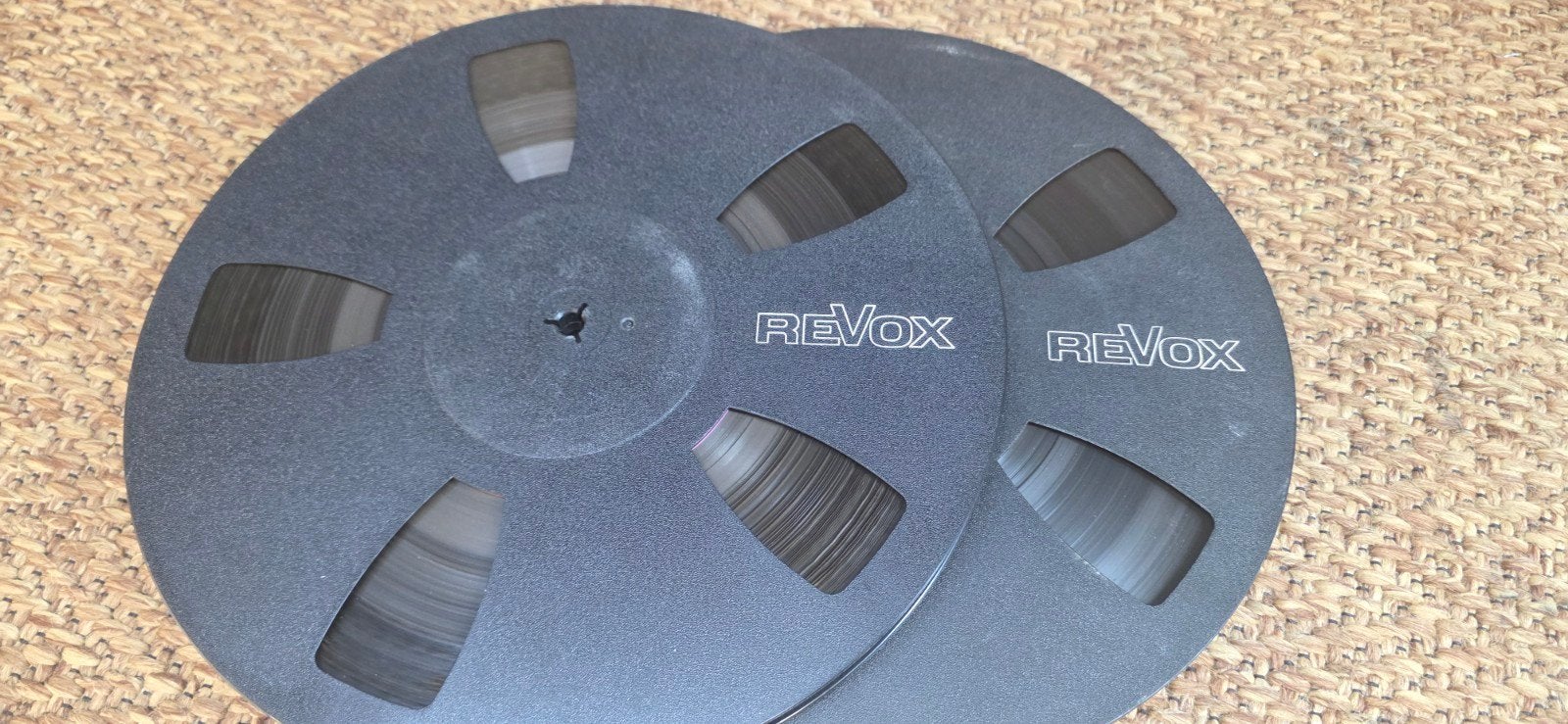 Revox banden - 2 stuks, Ophalen of Verzenden, Onderdeel, Met banden