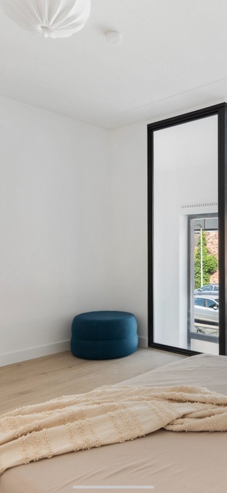Bolia poef blauw, Ophalen, Rond, Minder dan 50 cm, Zo goed als nieuw