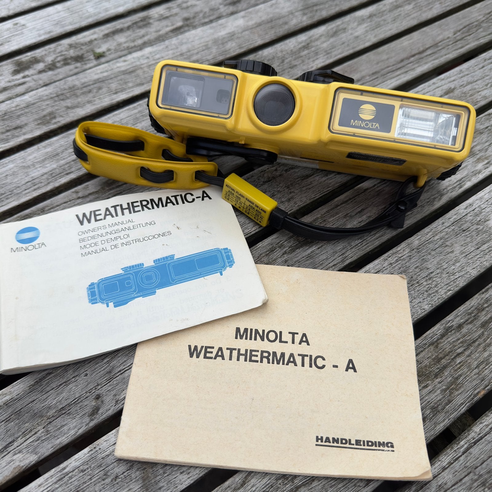 Minolta Weathermatic A, Ophalen of Verzenden, Zo goed als nieuw, Compact, Minolta