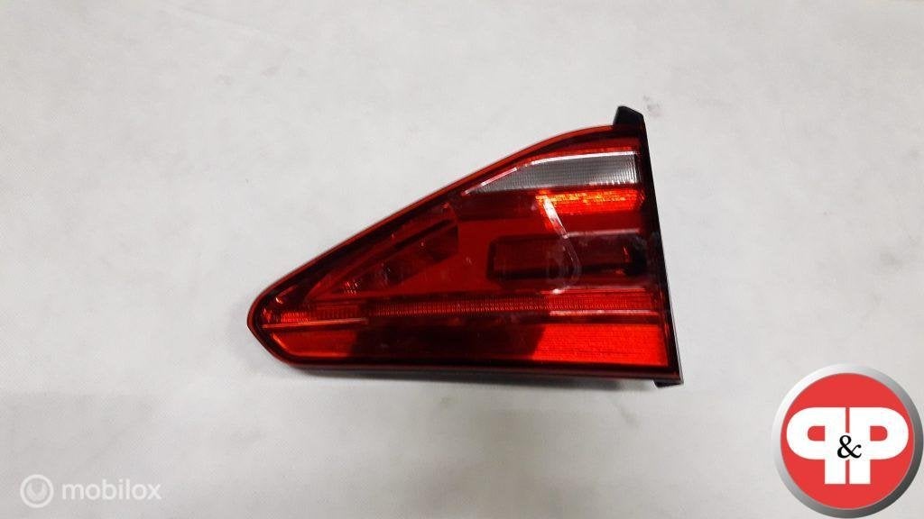 VW Touran 5TA Achterlicht Links Binnen 5TA945093E, Auto-onderdelen