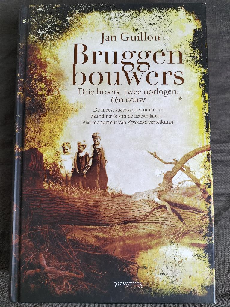 Jan Guillou - Bruggenbouwers, Boeken, Ophalen of Verzenden, Zo goed als nieuw, Jan Guillou