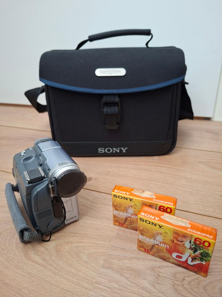 Sony Handycam MiniDV DCR-TRV12E, Ophalen, Gebruikt, Camera, Sony