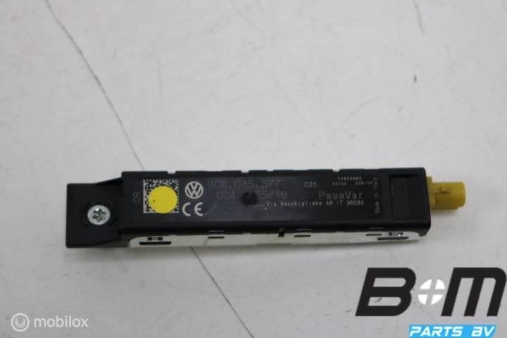 Antenneversterker VW Passat B8 Variant 3G9035577, Gebruikt