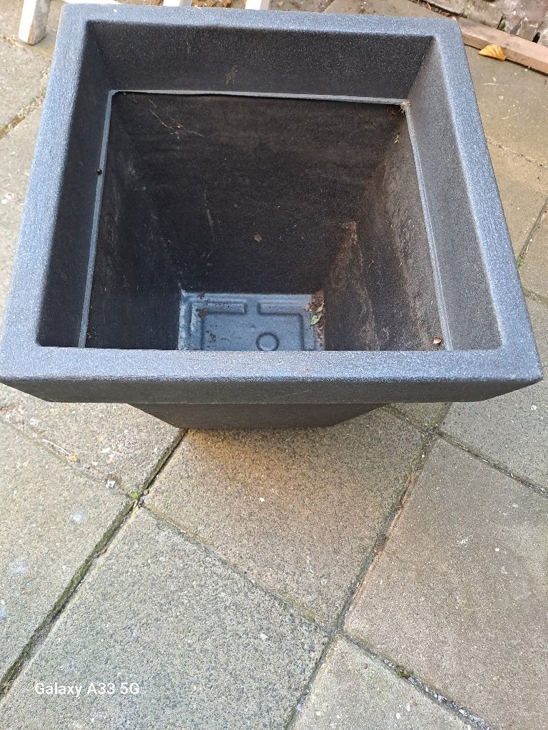Antraciet grote vierkante bloembakken, Ophalen, Kunststof, Gebruikt, Minder dan 60 cm