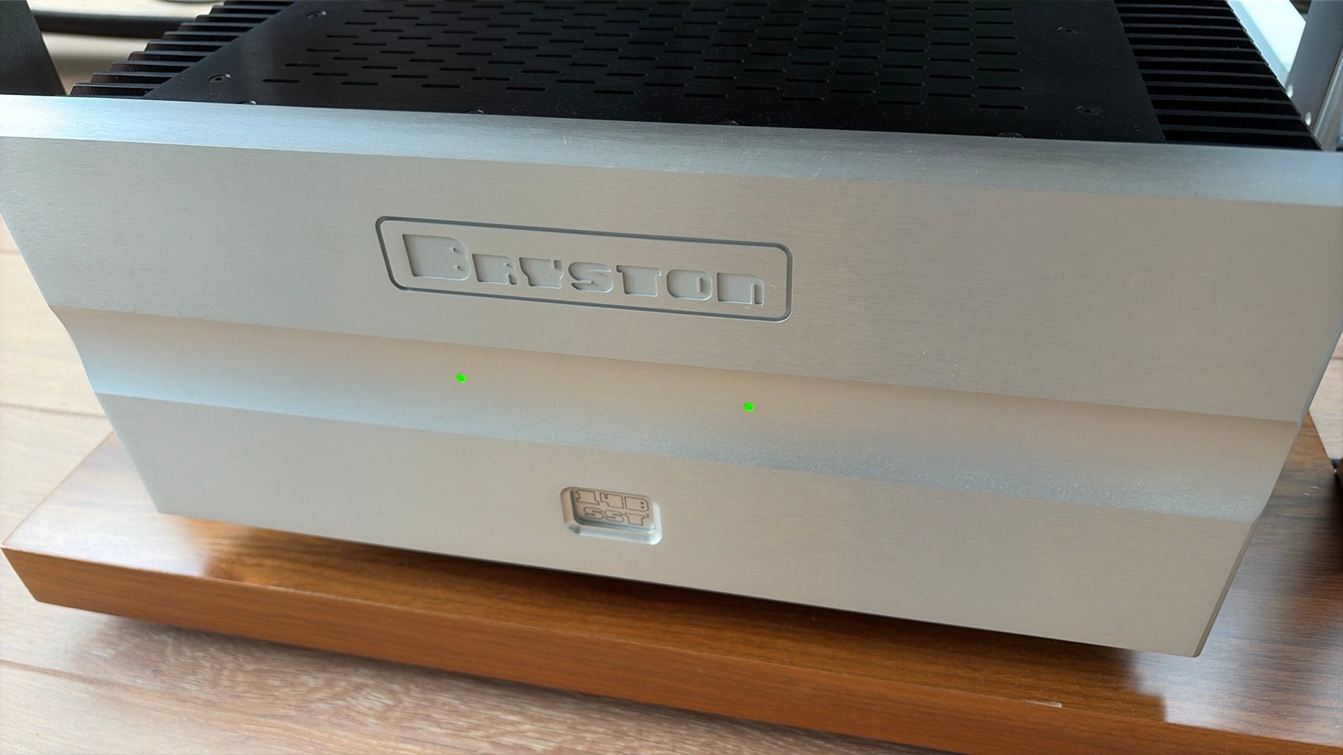 Bryston 14bsst2, Ophalen of Verzenden, Zo goed als nieuw, 120 watt of meer, Overige merken