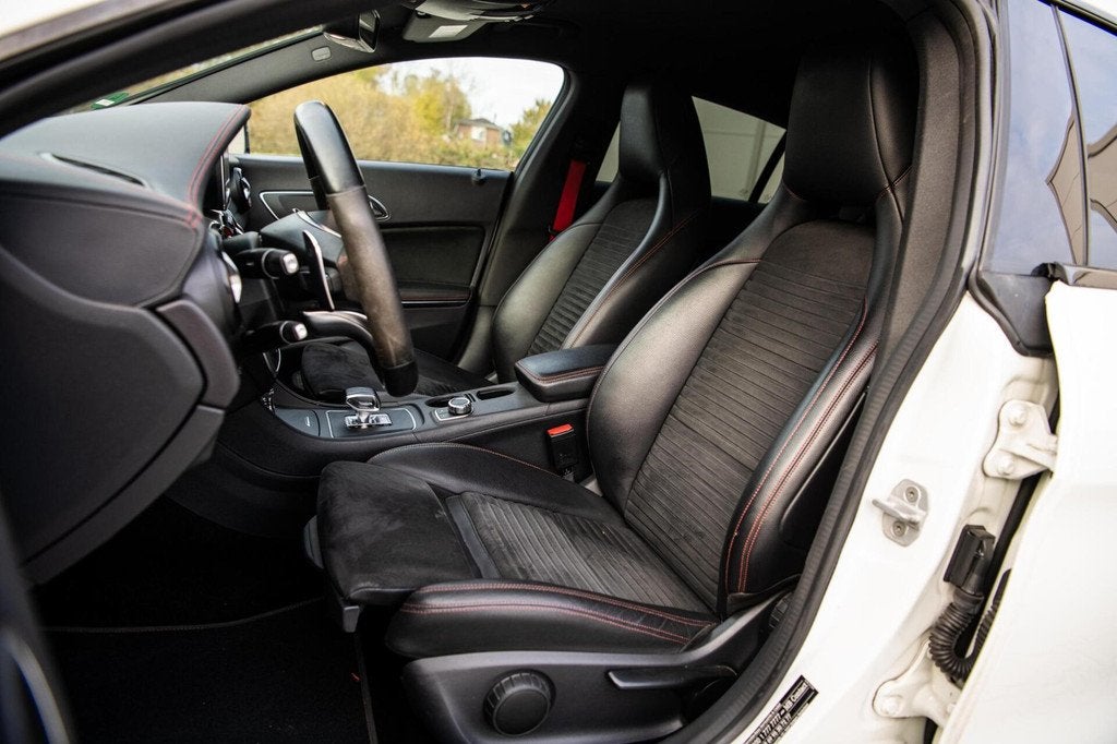 Mercedes CLA 45 AMG 361PK Shooting Brake 4MATIC Xenon Navi S, Auto's, Mercedes-Benz, CLA, Gebruikt, 4 cilinders, Met garantie (alle)