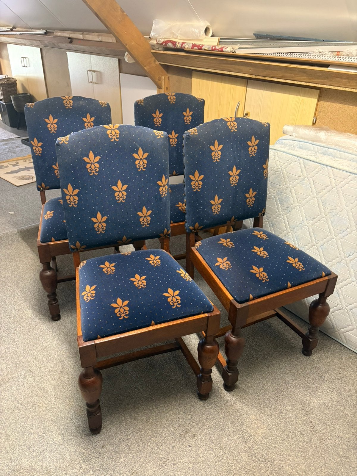 Set van 4 Antieke Stoelen met Fleur-de-lis Bekleding, Antiek en Kunst, Antiek | Meubels | Stoelen en Banken, Ophalen
