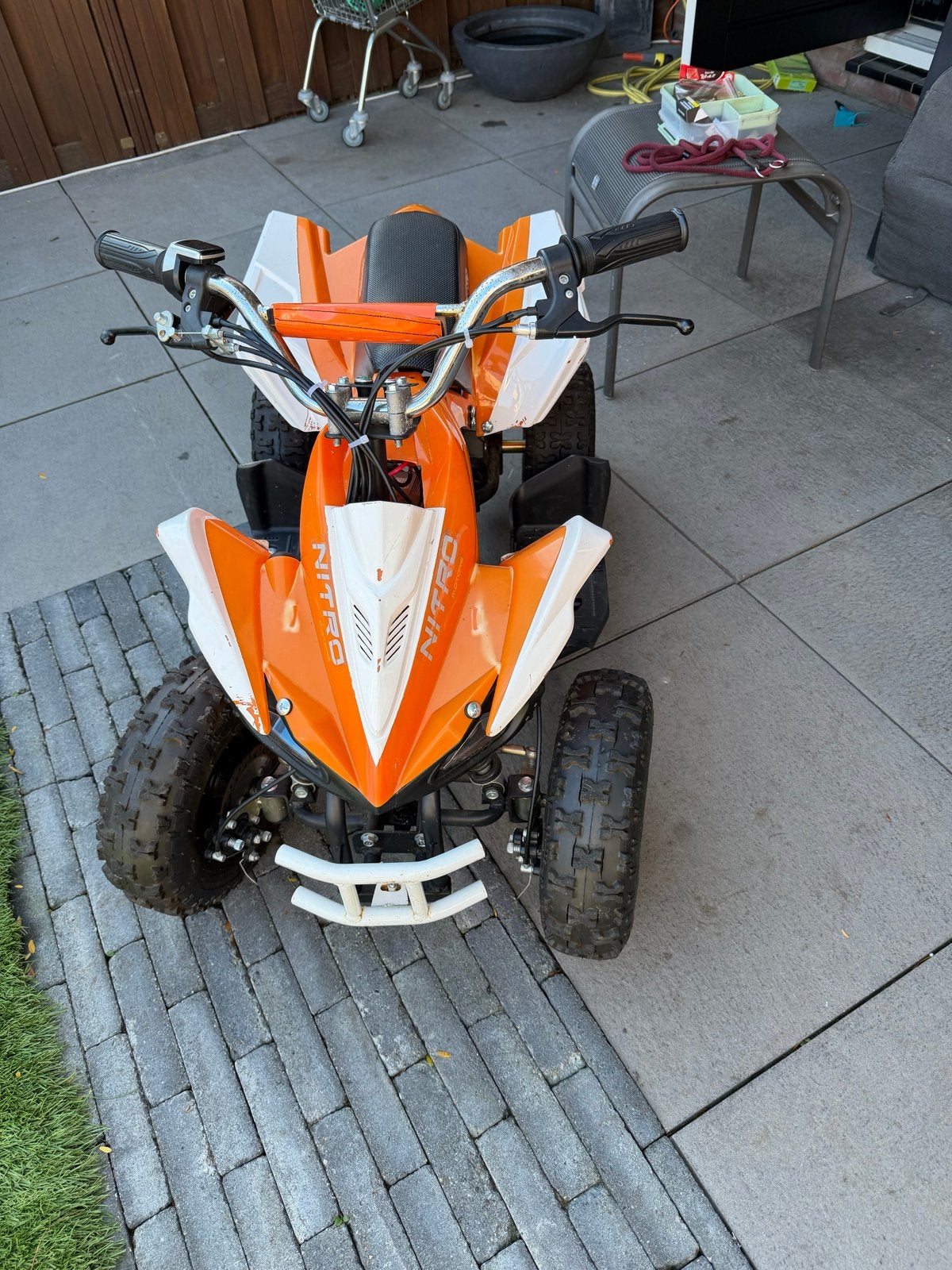 Nitro Kinderquad Elektrisch Oranje/Wit - Perfect voor Avontu, Ophalen