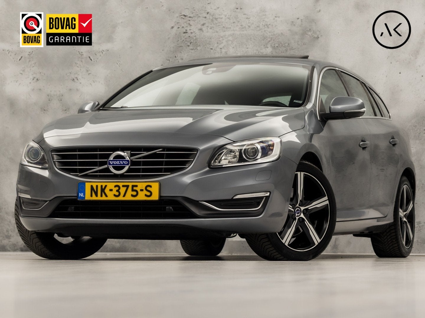 Volvo V60 2.0 T3 Nordic+ 152Pk (SCHUIFDAK, NAVIGATIE, MEMORY, Auto's, Volvo, 12 maanden, Gebruikt, 4 cilinders, Handgeschakeld