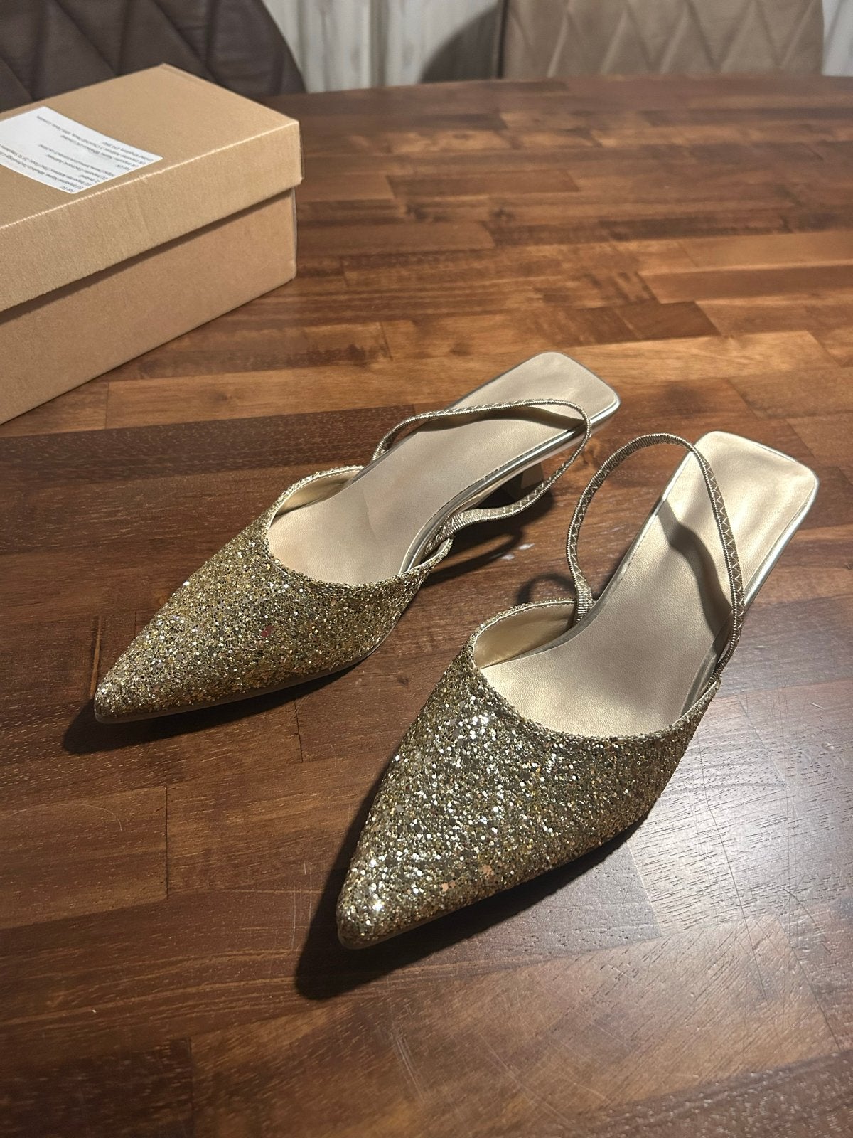 Nieuwe Gouden Glitter Pumps - Maat 39, Ophalen of Verzenden, Nieuw, Overige kleuren, Pumps