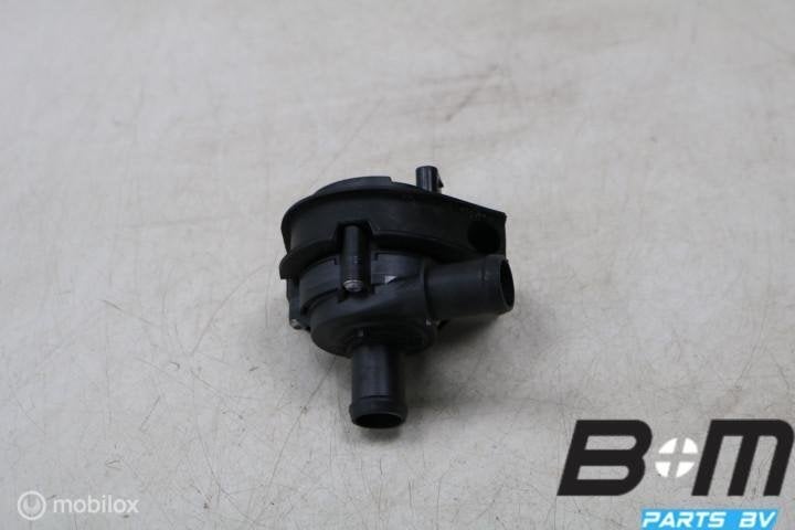 Extra waterpomp VW Golf 7 5Q0965567, Gebruikt