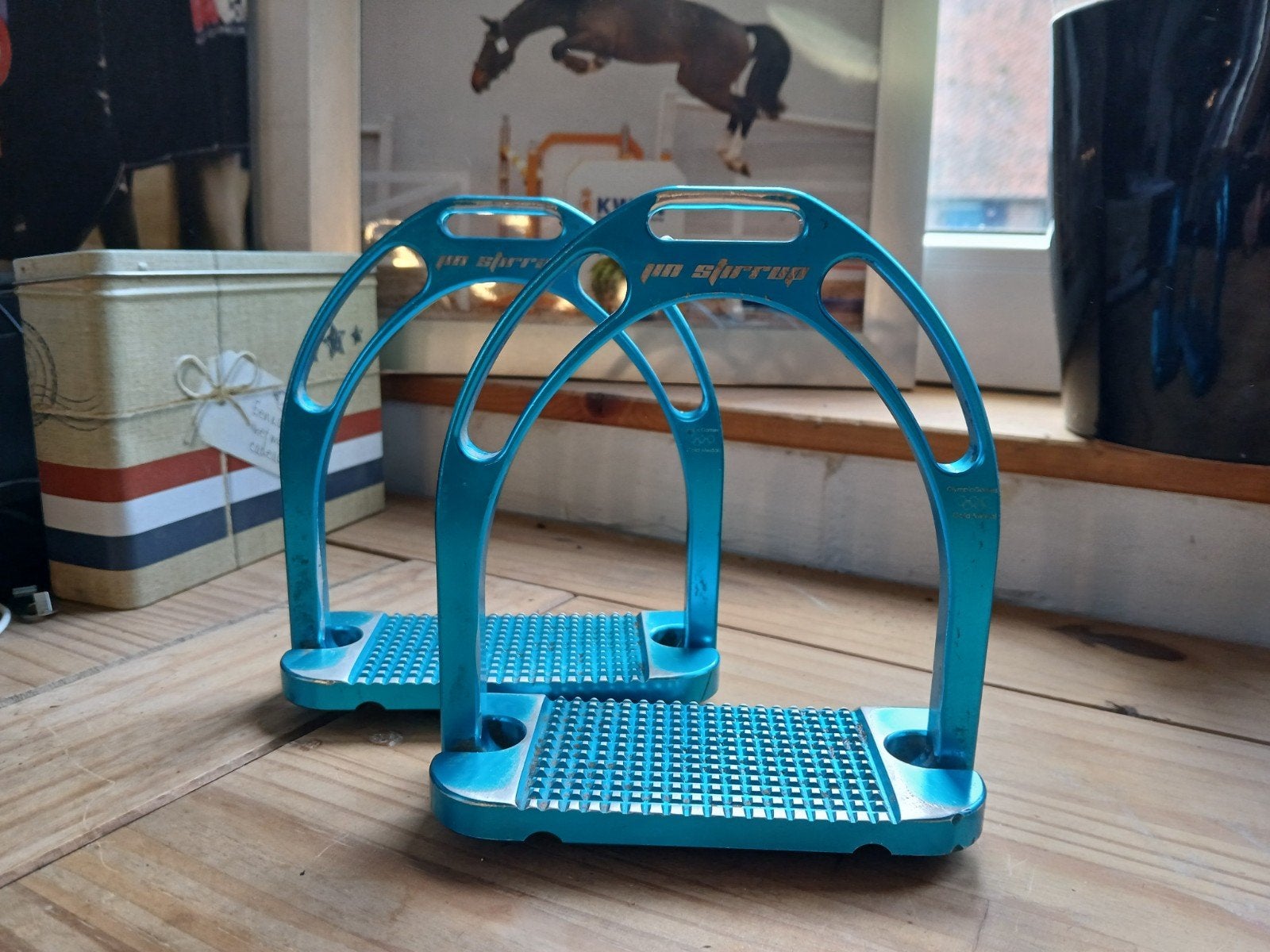 Jin stirrups, Dieren en Toebehoren, Ophalen of Verzenden