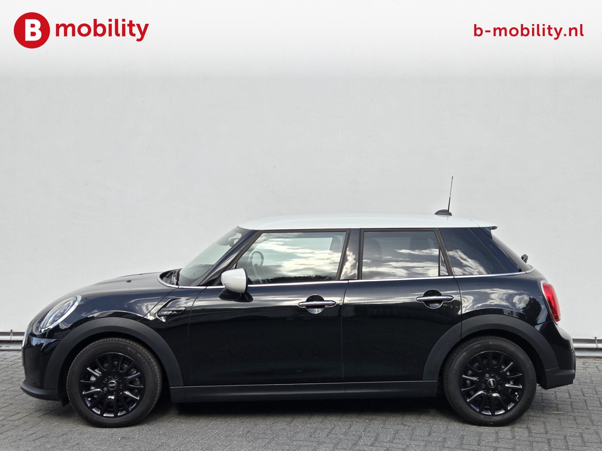 MINI Cooper 1.5 Camden Edition 5-Drs Automaat Apple CarPlay, Auto's, Gebruikt, Zwart, Origineel Nederlands, Bedrijf