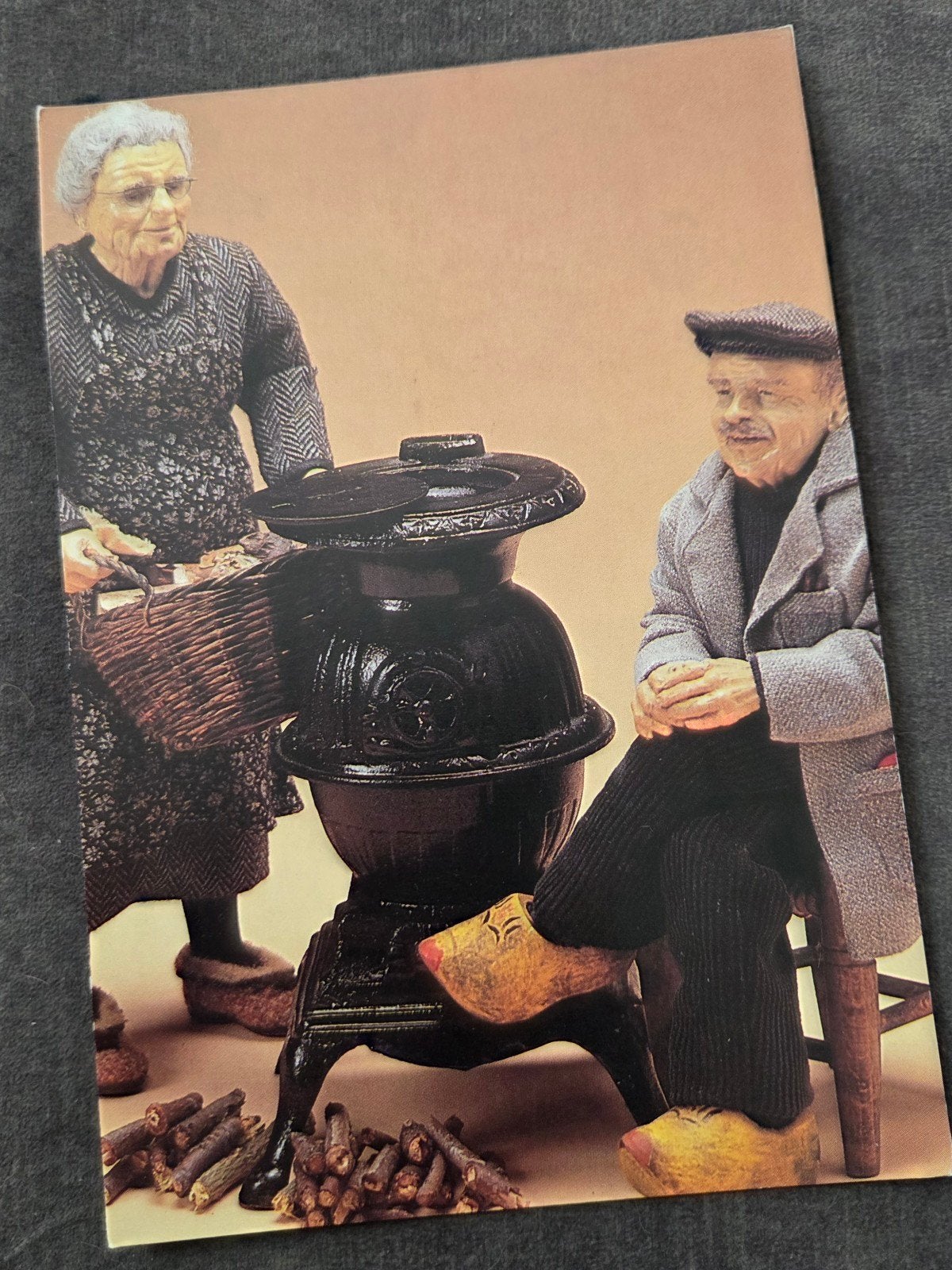 Ansichtkaart 'Winteravond' door Lucia Akkerman, Waspik, Verzenden, 1980 tot heden, Ongelopen, Overige thema's