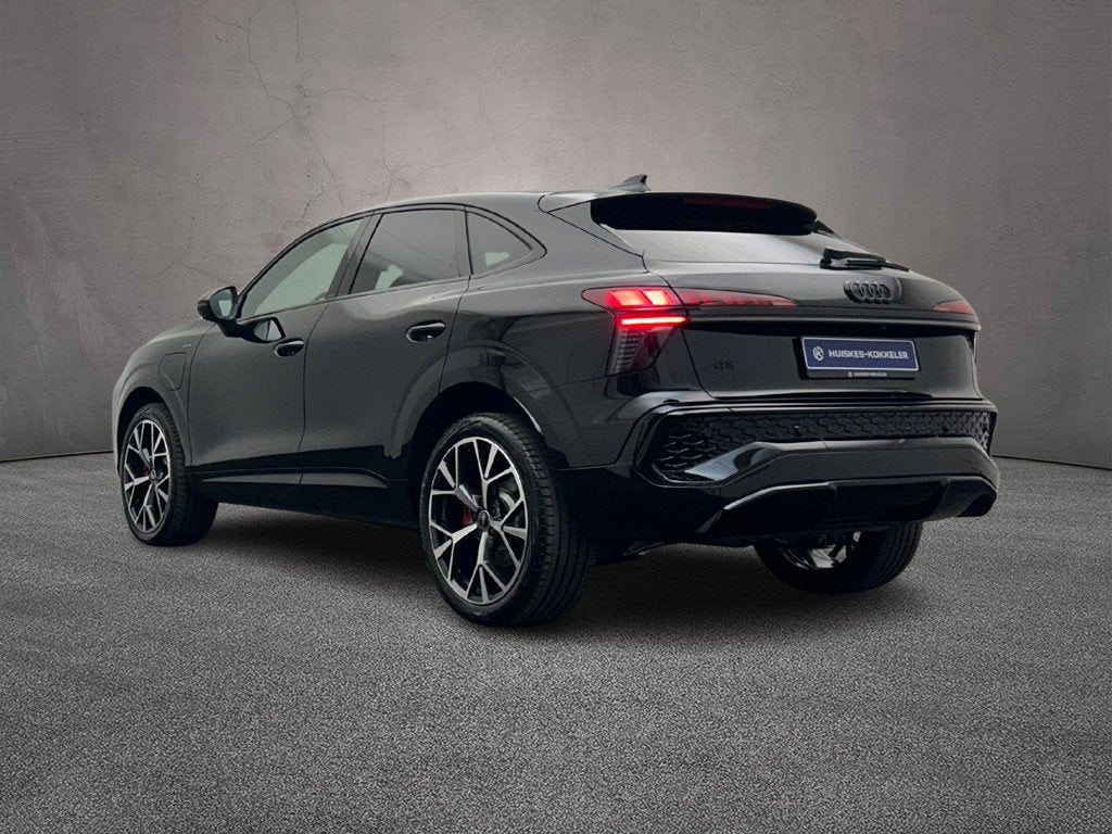Audi Q3 Sportback, Auto's, Audi, 1800 kg, Euro 6, Zwart, Plug-in hybride