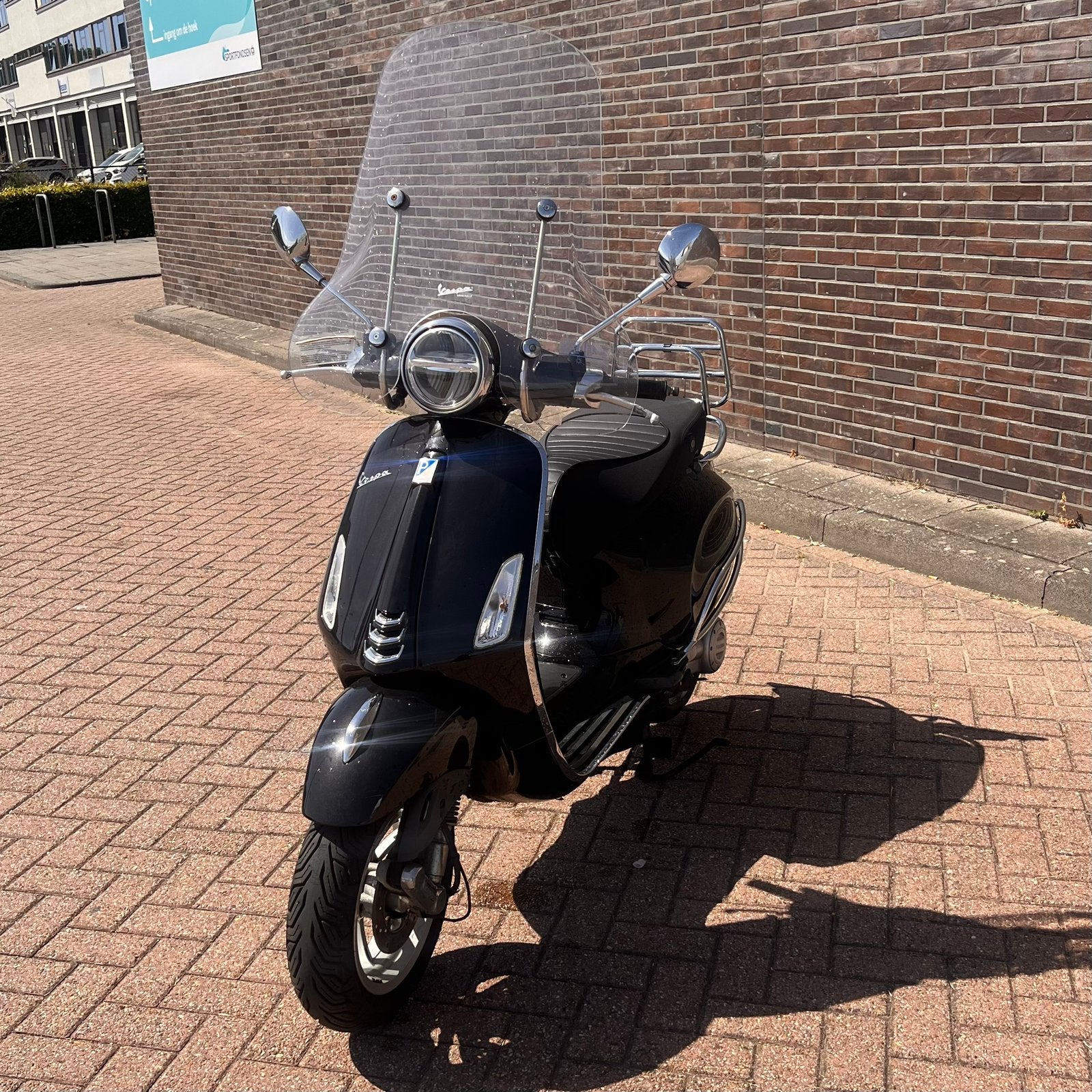 Vespa Primavera zwart 2018 50cc  - 45 km/u, Fietsen en Brommers, Scooters | Vespa, Ophalen, Overige modellen, Maximaal 45 km/u