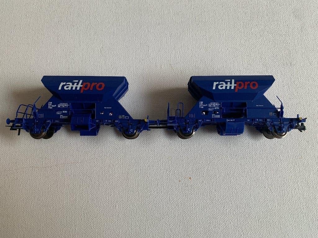 Roco  Rail Pro  2 stuks  goederewagon's zelflosser, Gebruikt, Gelijkstroom, Wagon, Ophalen of Verzenden