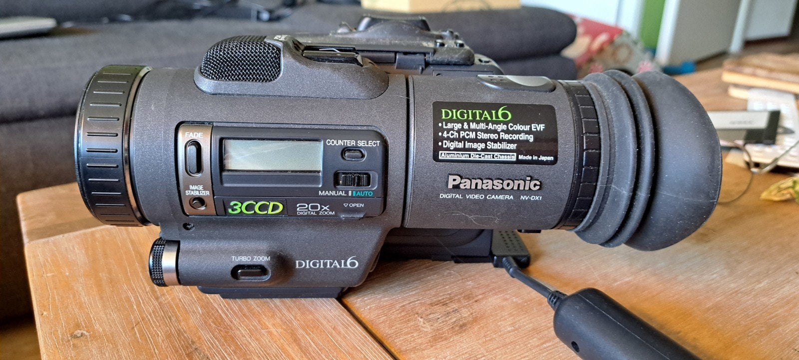 Panasonic NV-DX1E Digital Video Camera 3CCD Mini DV, Ophalen, Mini dv, Gebruikt, Panasonic