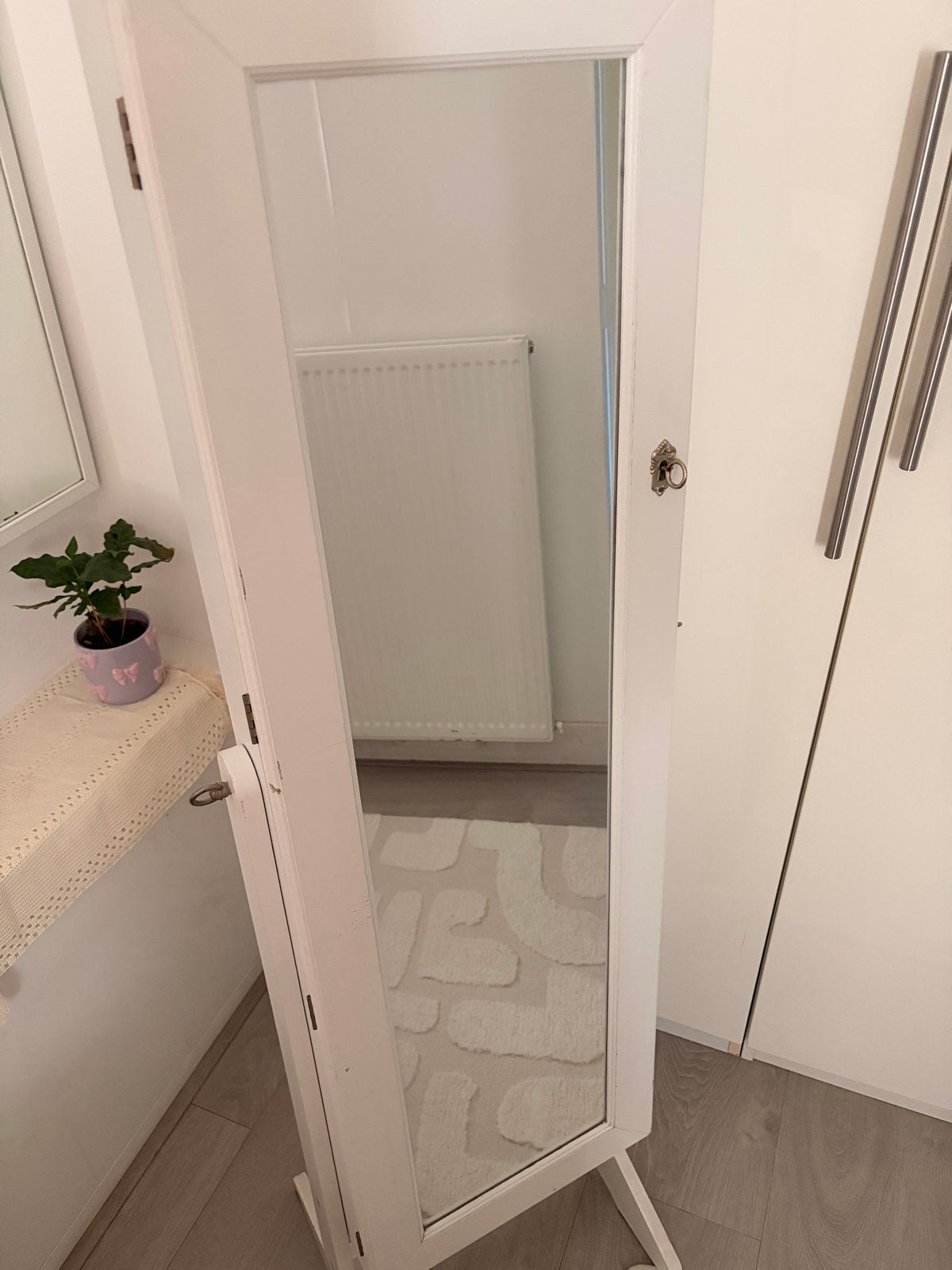 Ikea staande spiegel met sieradenberging, Minder dan 50 cm, Gebruikt, Ophalen of Verzenden, 150 tot 200 cm