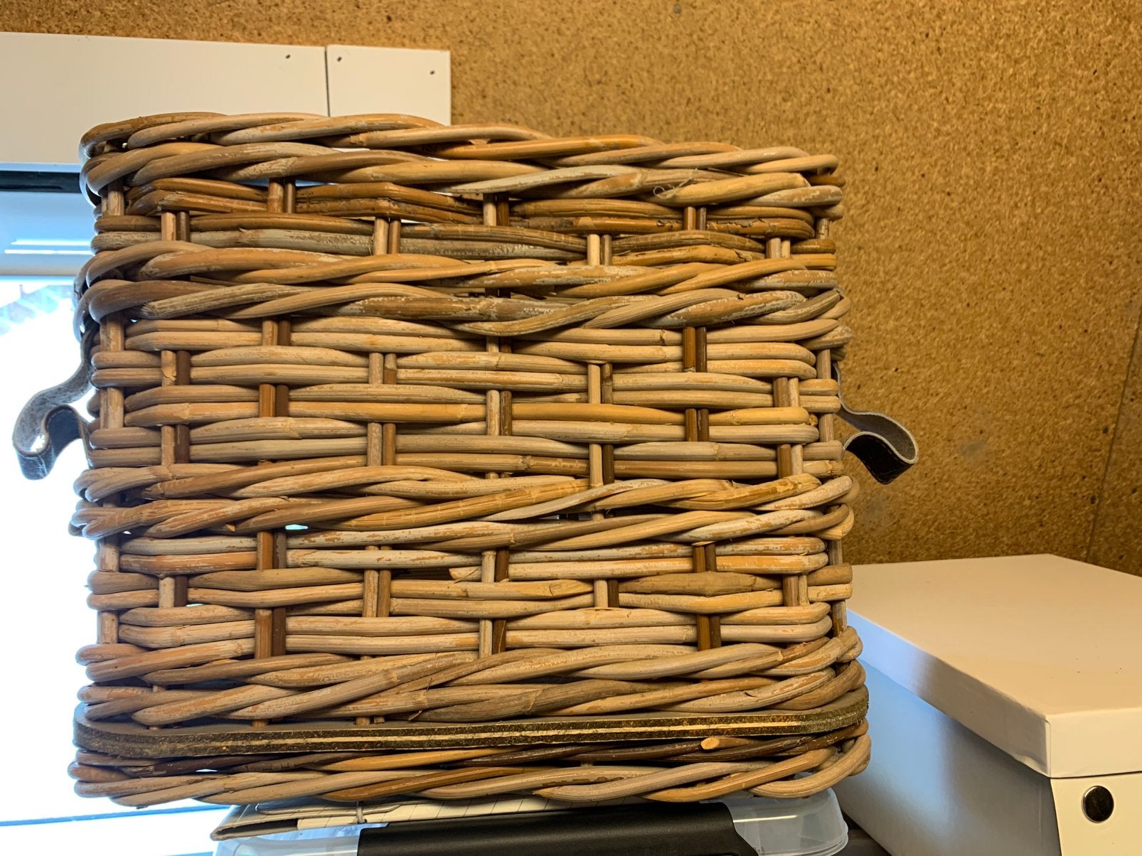 Mooie rieten bloembakken, Ophalen, Zo goed als nieuw, Rechthoekig, Riet